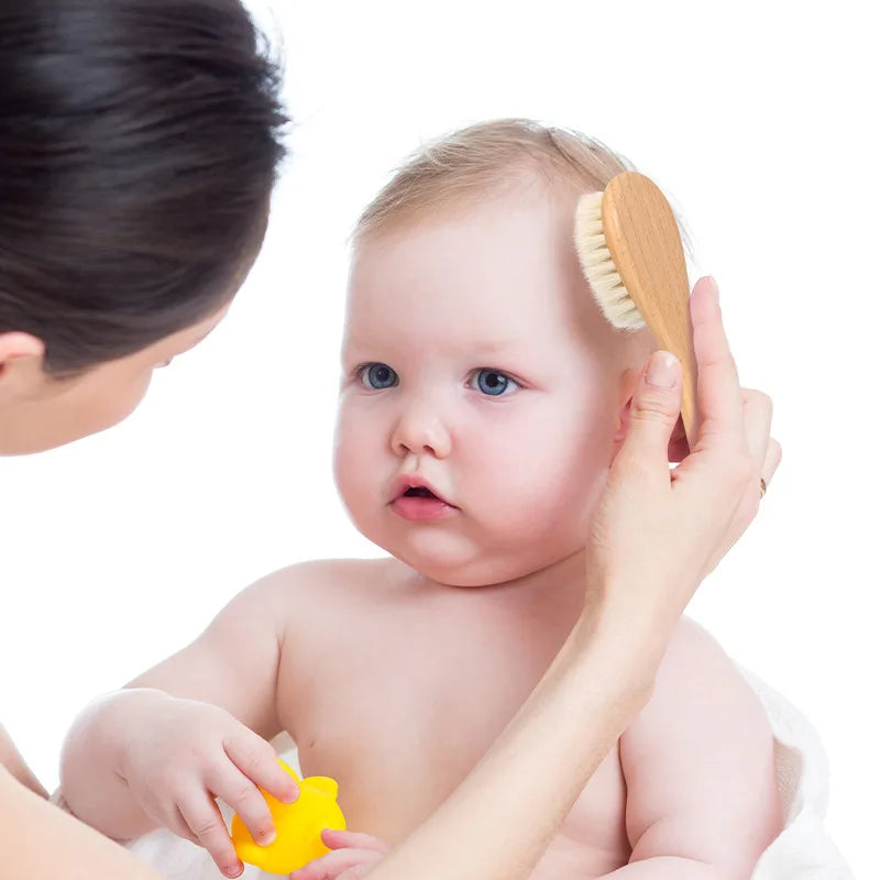 Brosse à cheveux et peigne