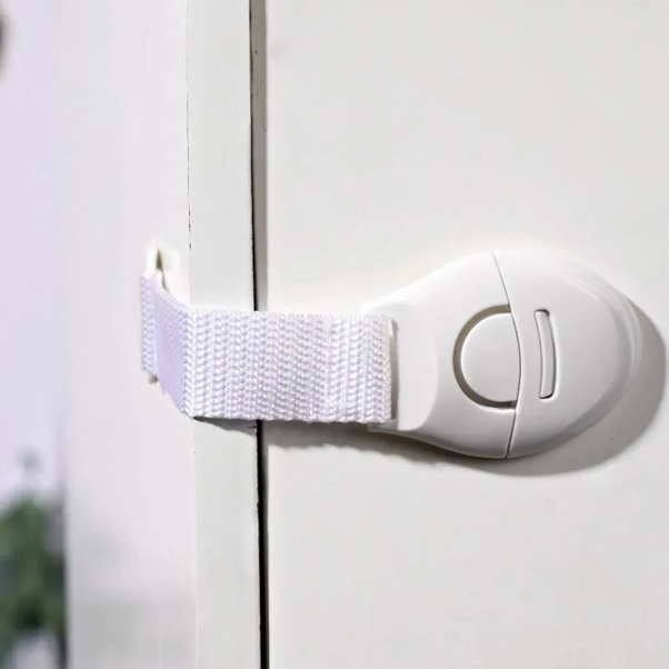 Serrure Anti-Pincement Sécurité Bébé